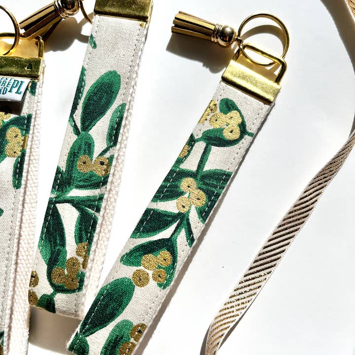 Westmoreland Place - Wholesale Keychain - Women's - Limited Winter Edition - Greenery & Gold Key Fob Wristlet8