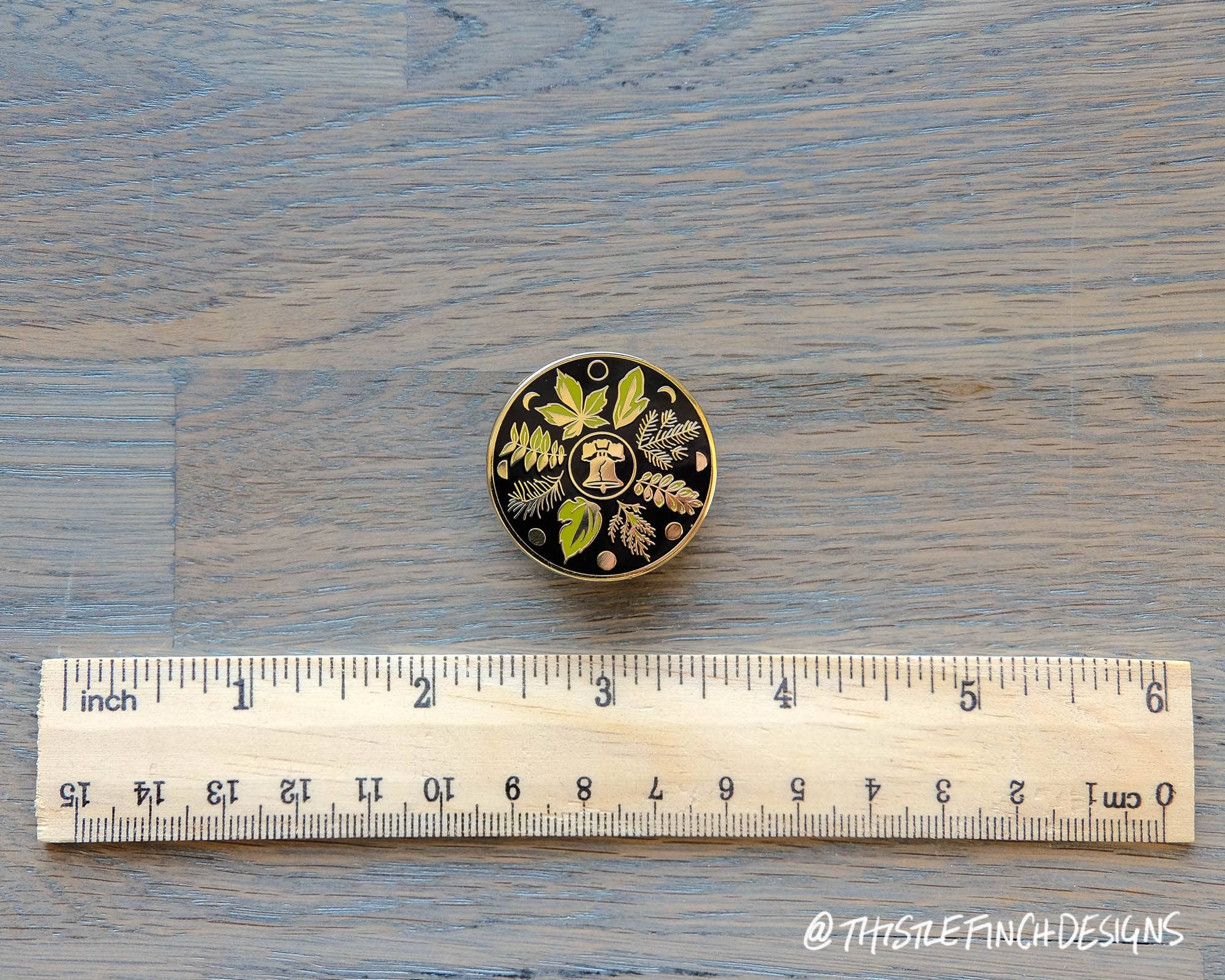 Thistle Finch Designs - Wholesale Reversspeld/knoop - Philadelphia Hex Sign PA Nederlandse harde emaille pin1