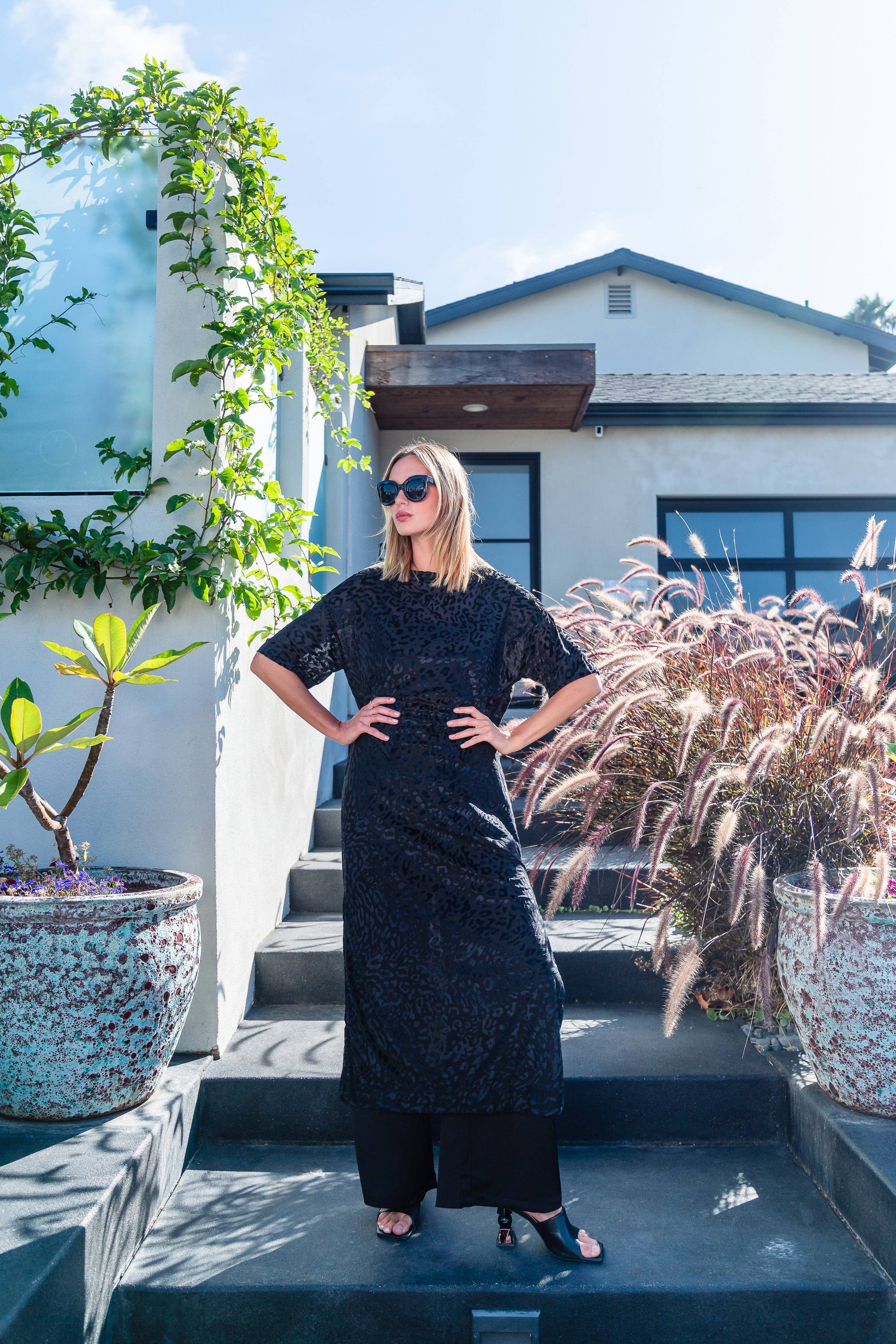 Jennafer Grace - Vente Tunique – femme - Tunique Of The Night à ourlet fendu5