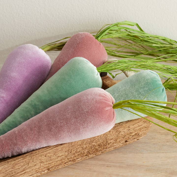 Your Heart's Content – wholesale Decorative tabletop object – Velvet Carrots, Harvest Lush Colors, Unique Wall Hanging10