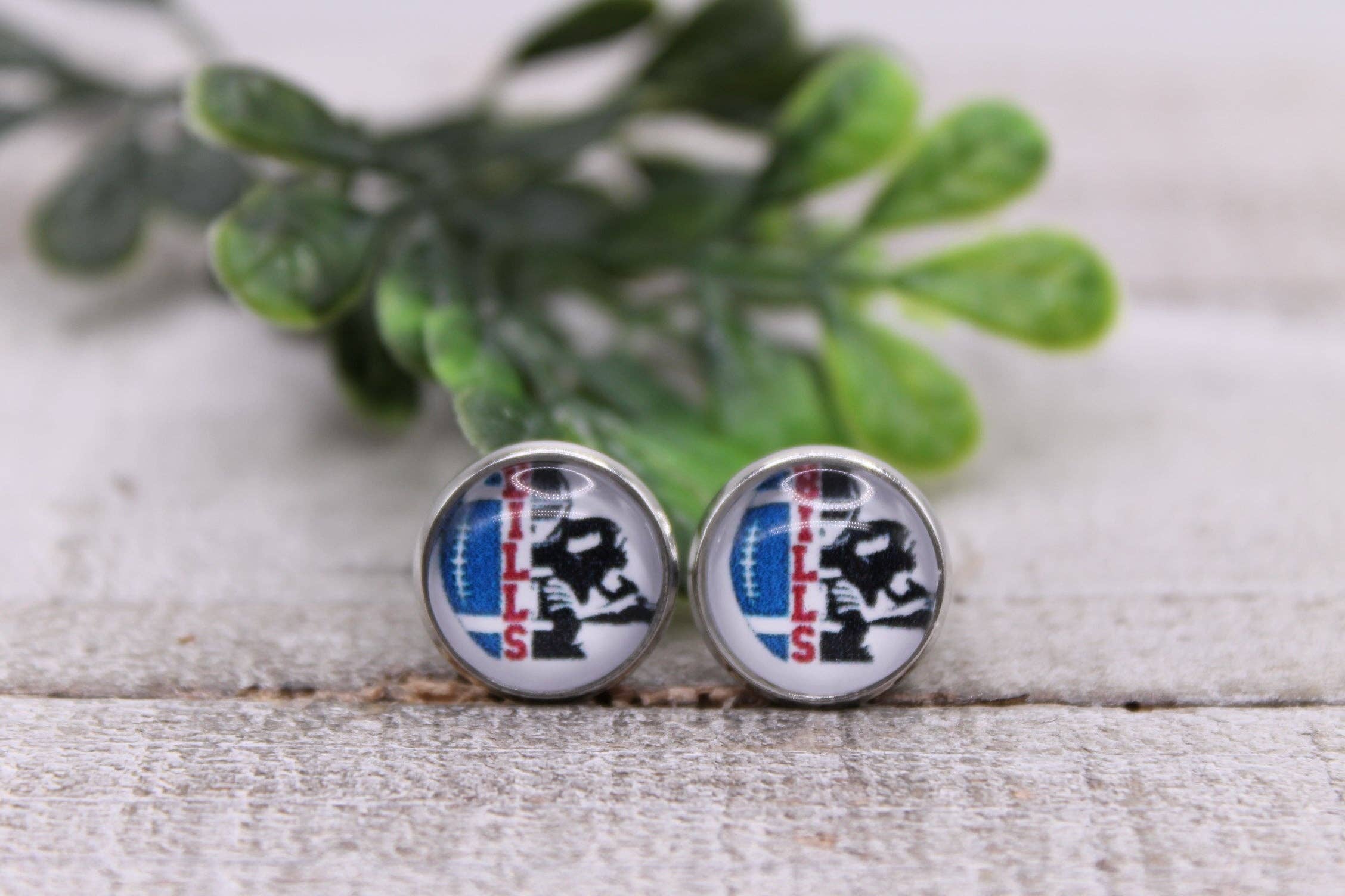 Hylidae Boutique - Wholesale Stud/Post Earrings - Buffalo Bills Football & Player || 12mm Glass Stud Earrings || Hypoallergenic
