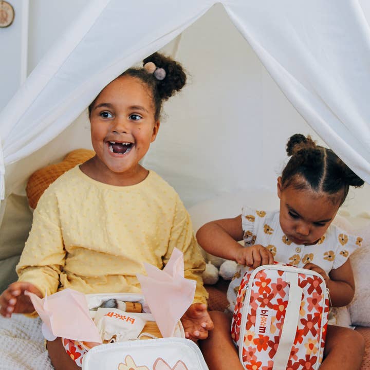 True Bloom - Wholesale Kids Makeup - Kids - Bloom Makeup Kit4