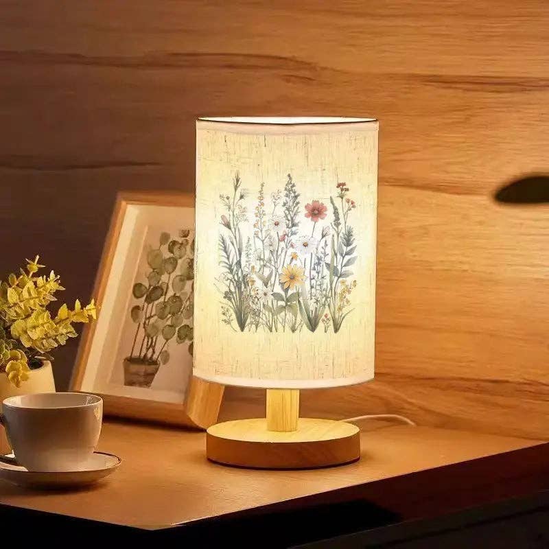 Huis Van Merken - Wholesale Accent/Desk Lamp - Floral Table Lamp - USB Powered, Warm Light, Wood Base1