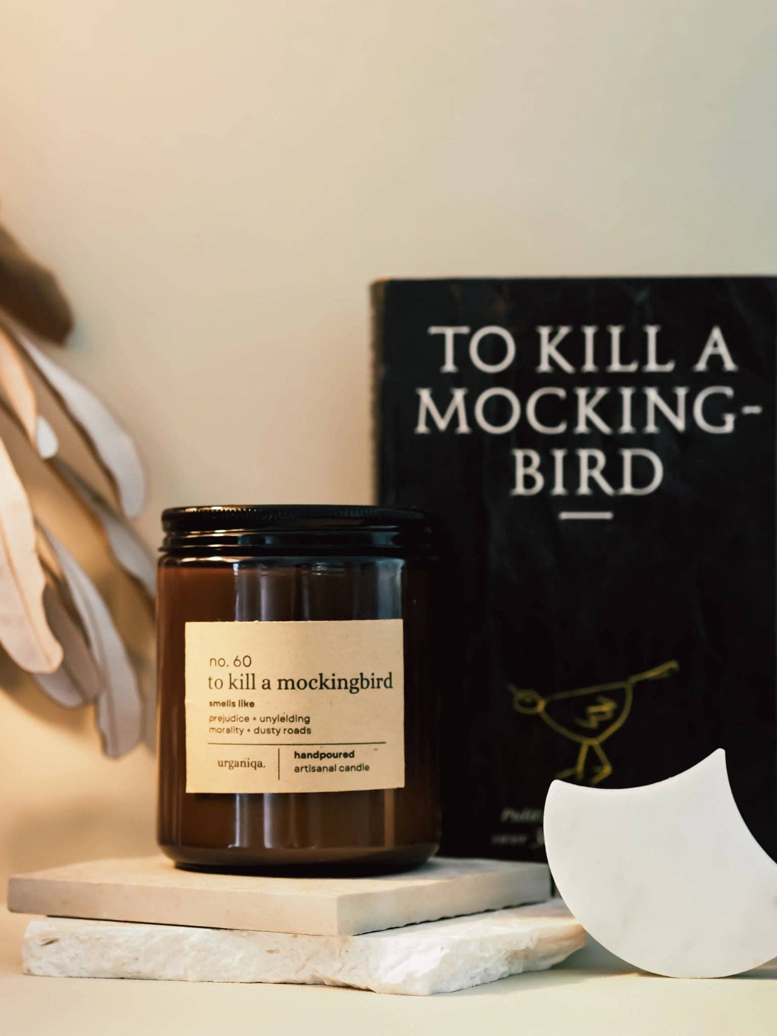 Urganiqa - Vendita all'ingrosso Candela in vasetto - Candela di soia ispirata alla letteratura "Il buio oltre la siepe"