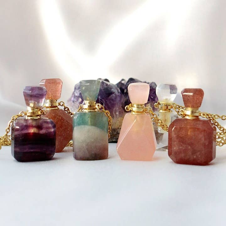 Divine Dulcet - Wholesale Pendant/Charm Necklace - Magic Potion Bottles | 24 Karats Natural Crystals Necklaces