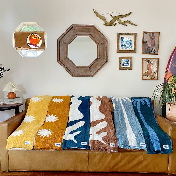 Sundream - Wholesale Throw Blanket - Pacific Row Plush Throw - Swell Blue3