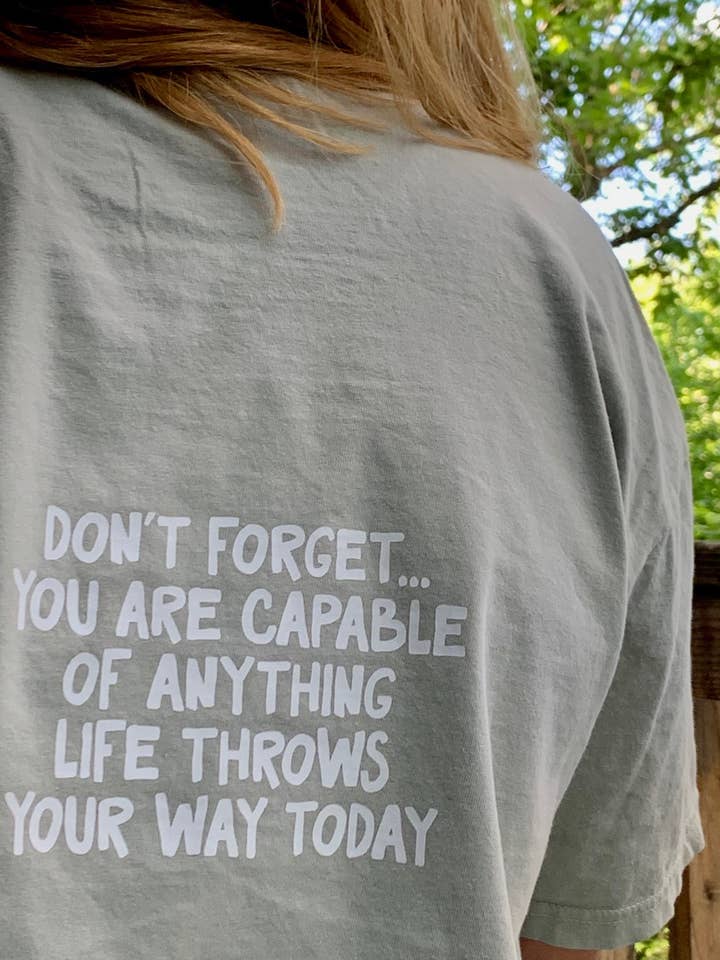 Você é capaz de qualquer coisa Tee Cute Inspirational Smiley por atacado de Rad Vibes Only