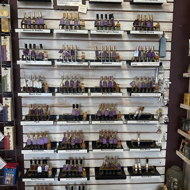 Spiritually Bold - Vente Roll-on aux huiles essentielles - Manifestation : Huile pour bouteille Crystal Intention Roller1