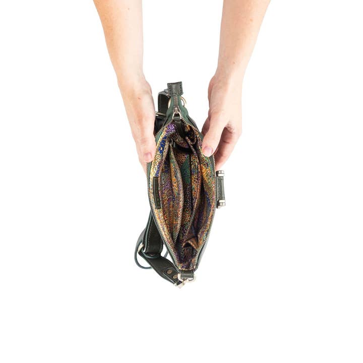 Sapahn - Wholesale Crossbody Bag - Women's - AE Crossbody Wristlet Wallet177