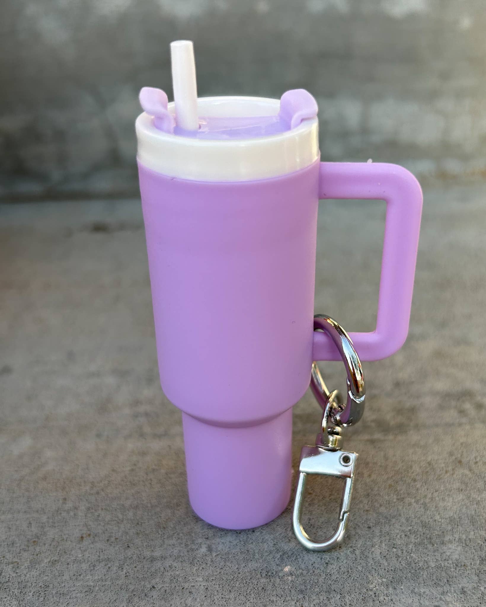 JILLIAN INK LLC - Wholesale Keychain - Unisex - Plastic Tumbler Keychain with Removable Lid 4