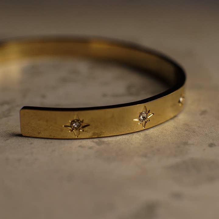 Faya & Co. - Wholesale Cuff bracelet - Zuzanna Gold Star Cuff Bracelet2