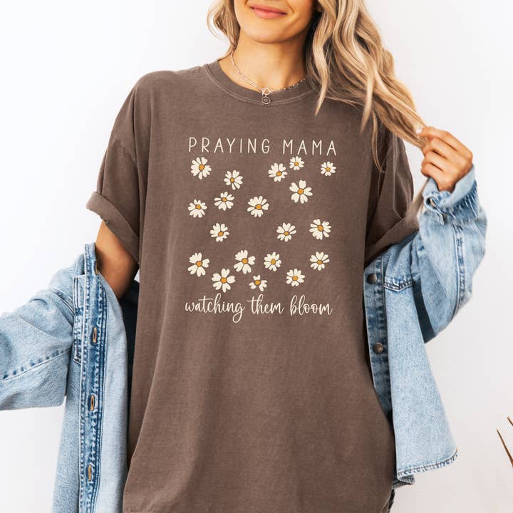 Scripted Pearl - Wholesale Screen Printed T-Shirt - Women's - Praying Mama Watching Them Bloom Daisies Comfort Colors Tee19