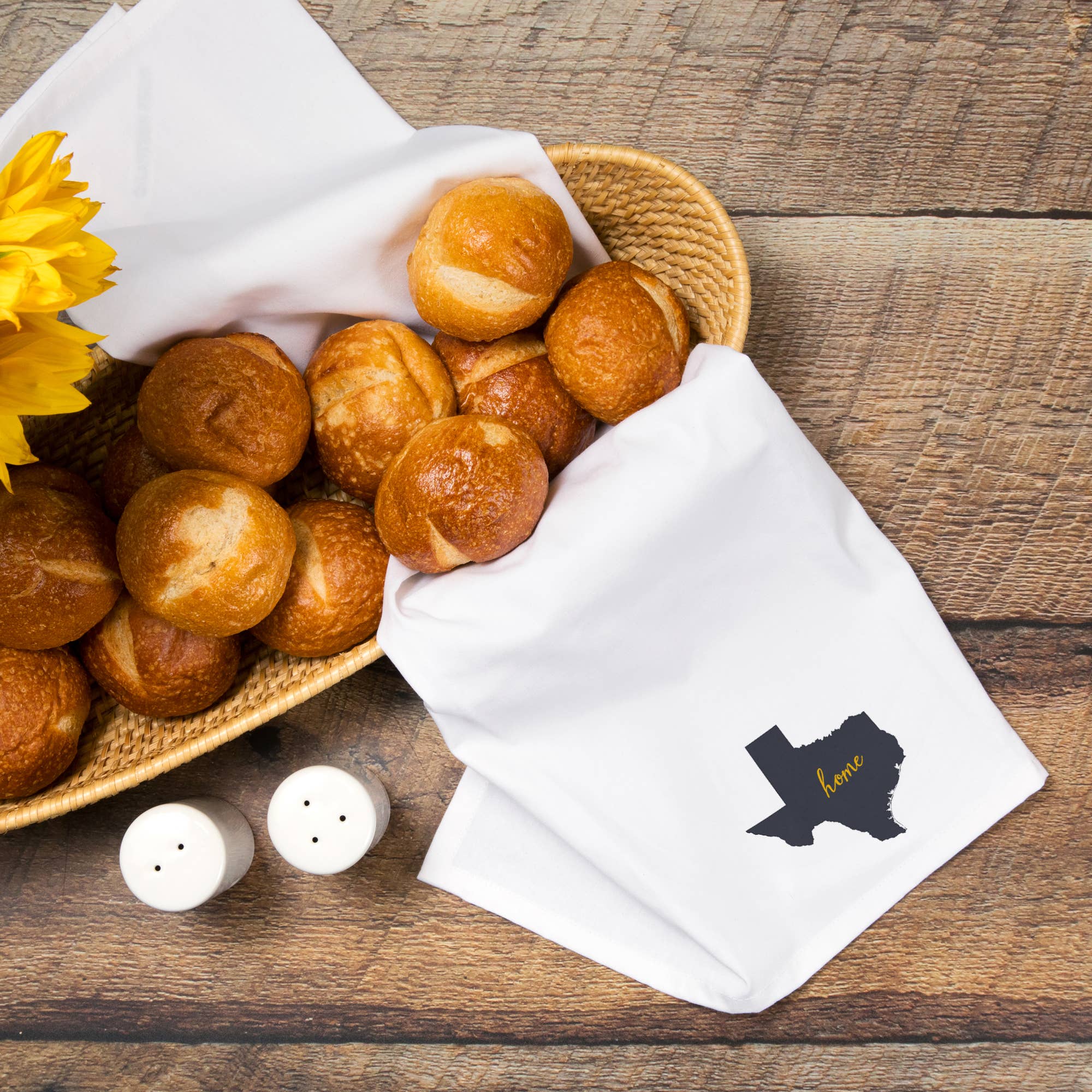 Lantern Press - Wholesale Tea Towel - ORGANIC TEA TOWEL Texas, Home State, Gray on White7