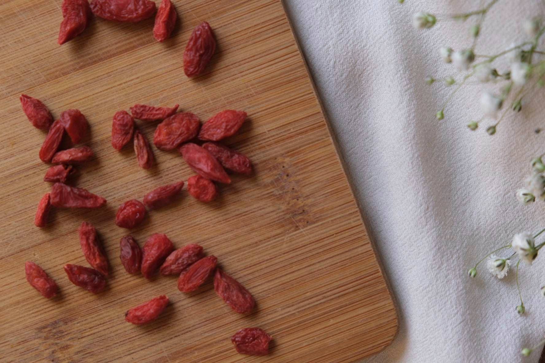 Dahlia Skincare - Wholesale Facial Cleanser - Goji Berry + Kombucha Facial Cleanser1