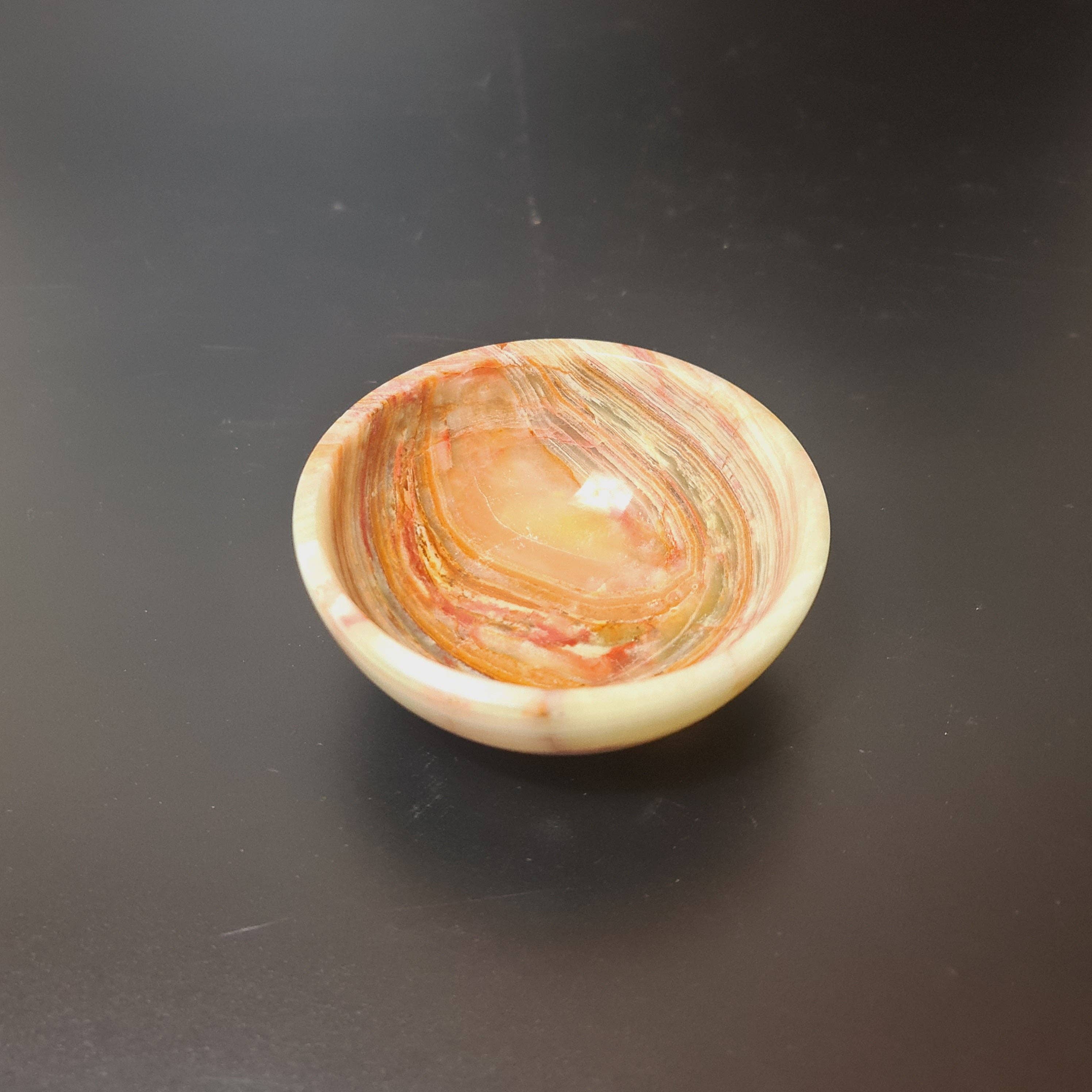 Gemstone Gifts Ltd. – wholesale Decorative plate/dish/bowl – Onyx Crystal Bowl 3" and 4"4