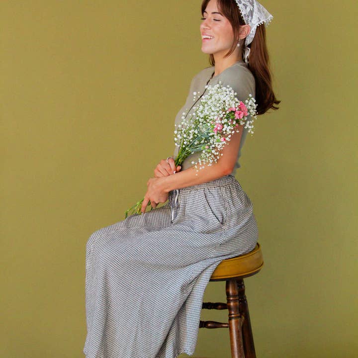 Shop Andi - Wholesale Bandana - Women's - White Lace Tie Bandana4