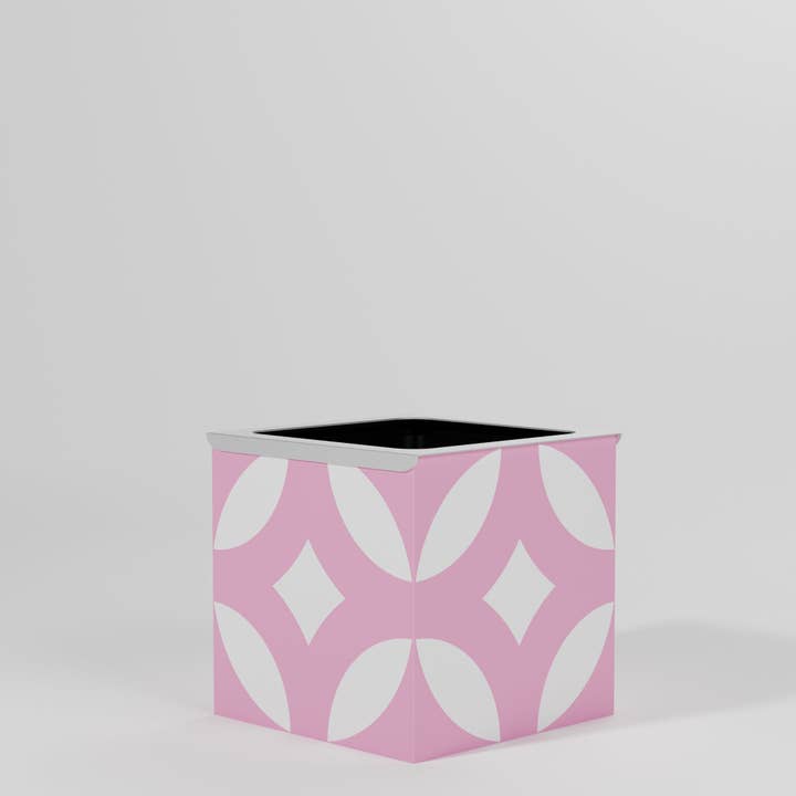 Adamantino I Cube for wholesale by artzure