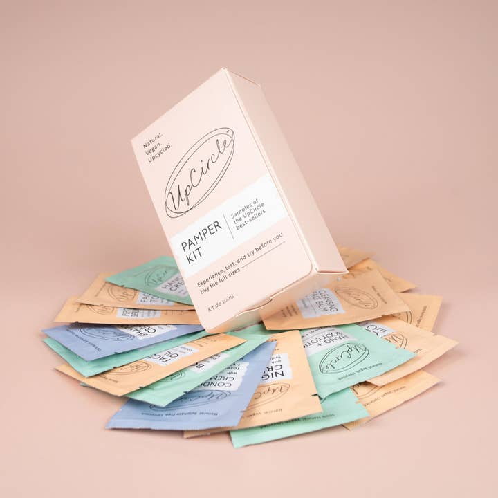 UpCircle Beauty UK – wholesale Ansiktsvård set/Kit – Prova på-paketet för skämma bort-kit Perfekt för present eller bröllop1