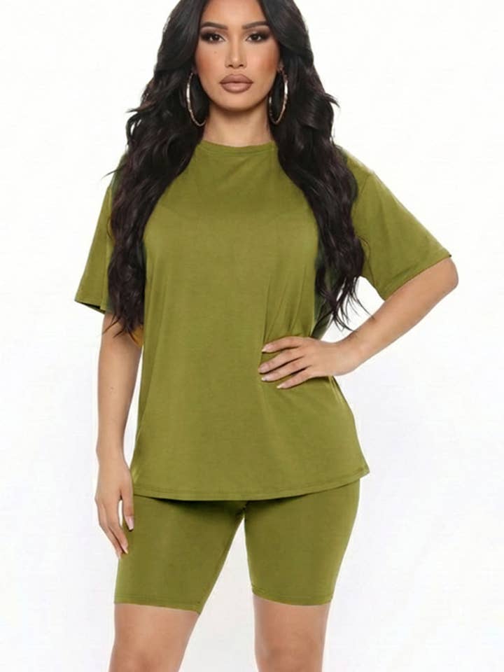 CAPELLA APPAREL - Wholesale Activewear Set - Women's - Loose Fit Top & Bike Shorts Set48