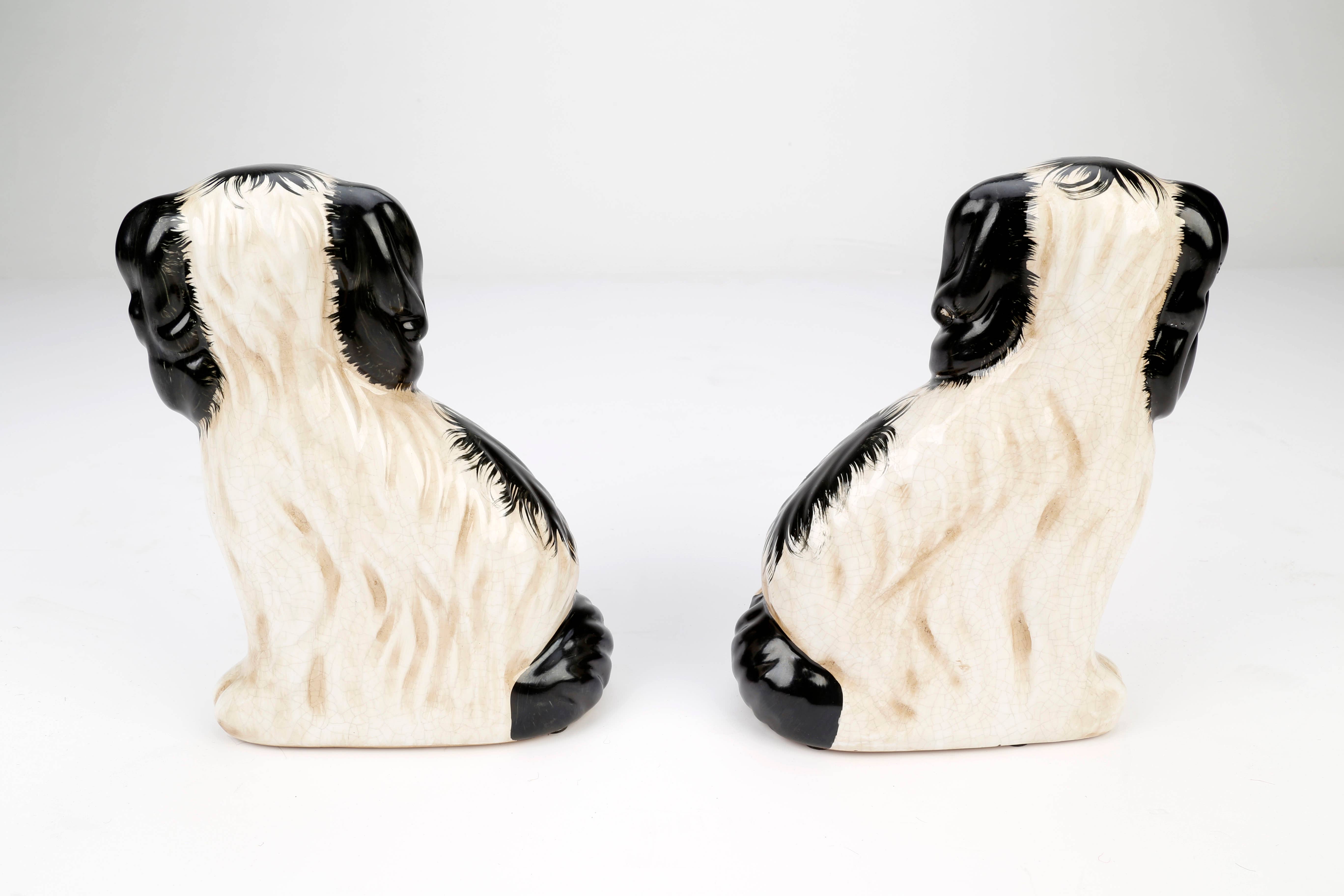 AA Importing - Wholesale Decorative Figurine - Staffordshire Dog Pair with Flower Baskets, Black Finish1