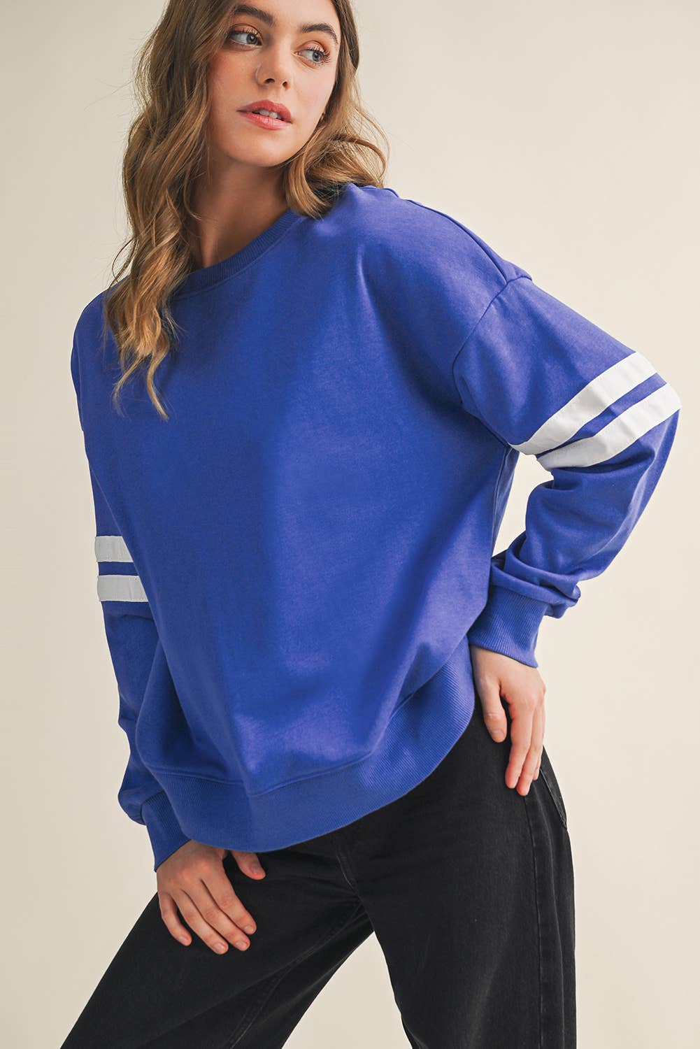 Aapparella - Wholesale Shirt - Women's - Striped Detail Drop Shoulder Oversized Sweatshirt | S-XL51