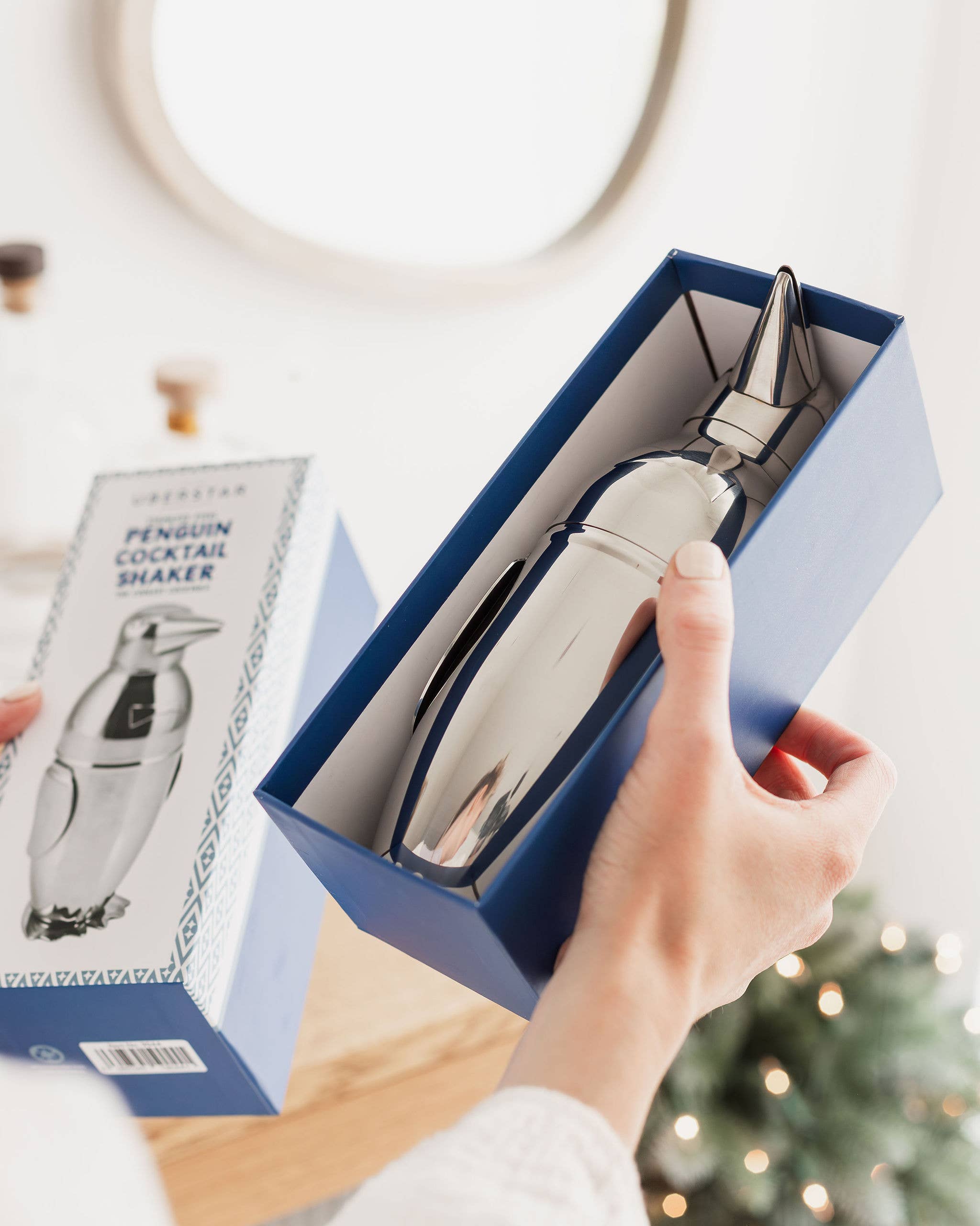 UBERSTAR - Wholesale Cocktail Shaker - Penguin Cocktail Shaker - Stainless Steel4