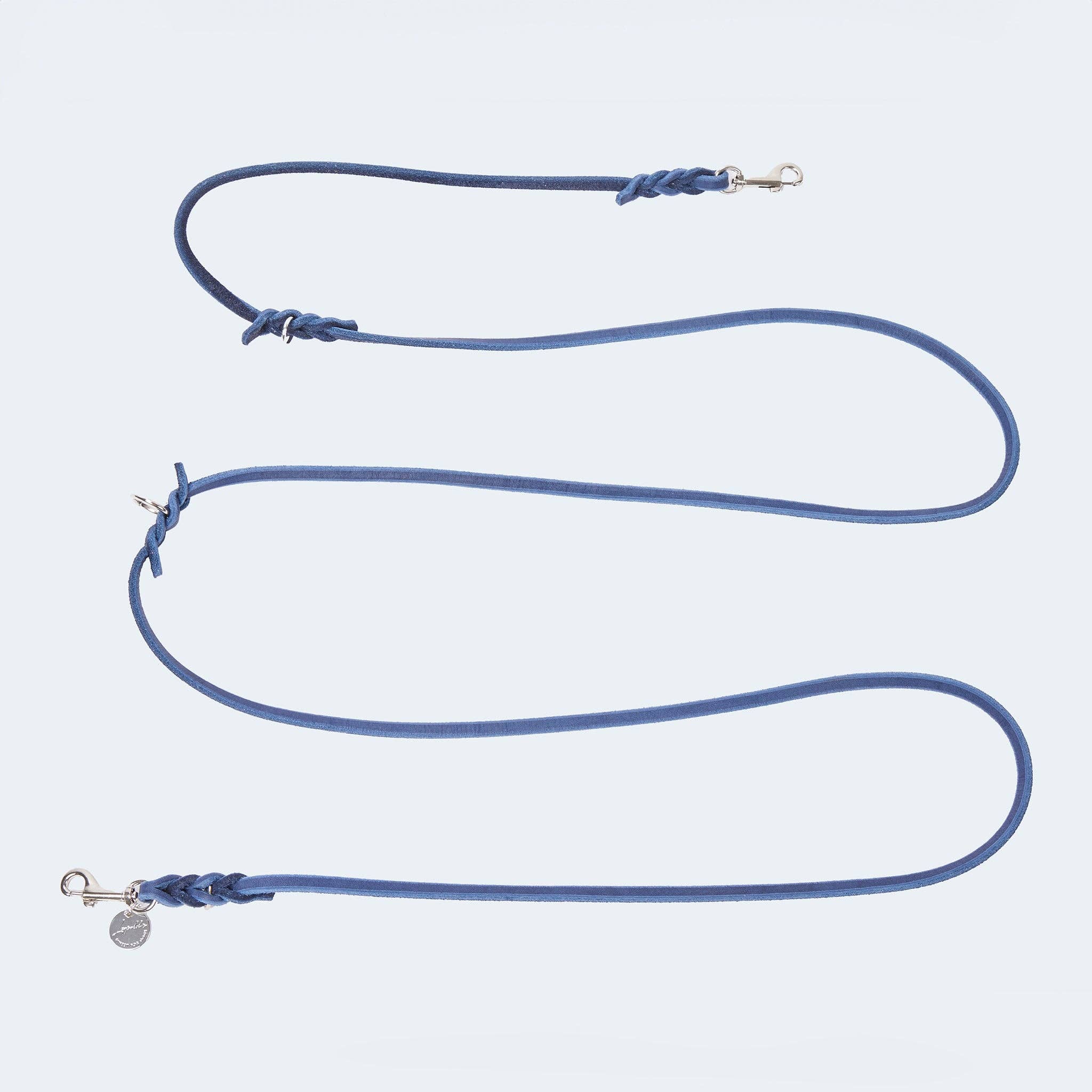 ​​Leopold's Finest for dogs - Wholesale Pet Leash - Dog - Adjustable lead leash made of greased leather1