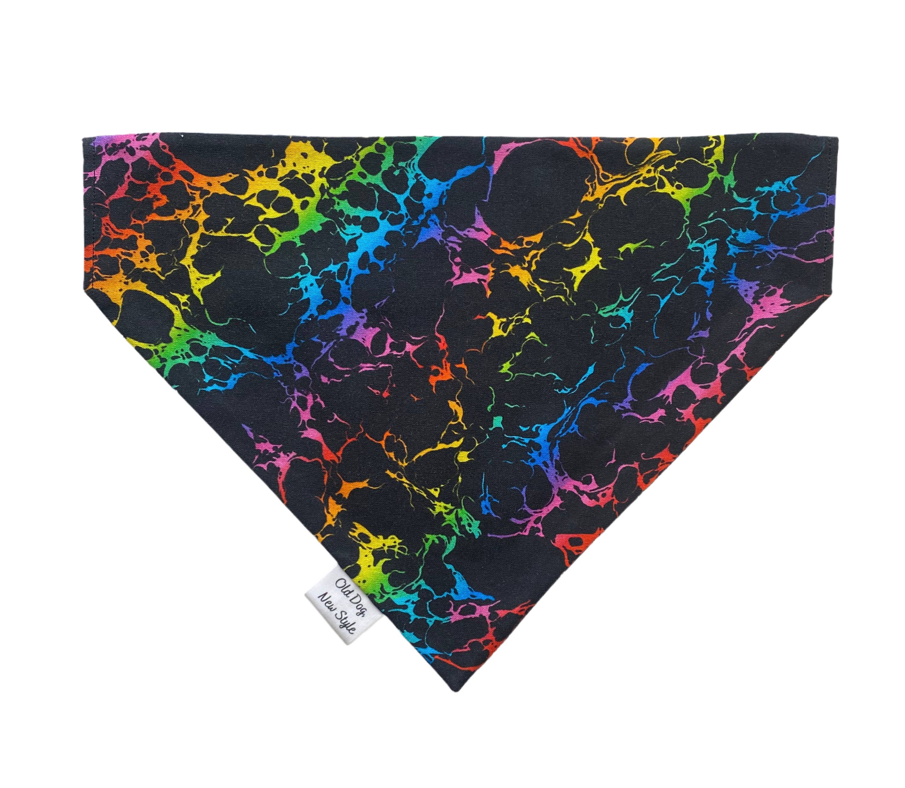 Old Dog, New Style – wholesale Pet bandana – Dog – Rainbow Skulls Dog Bandana2