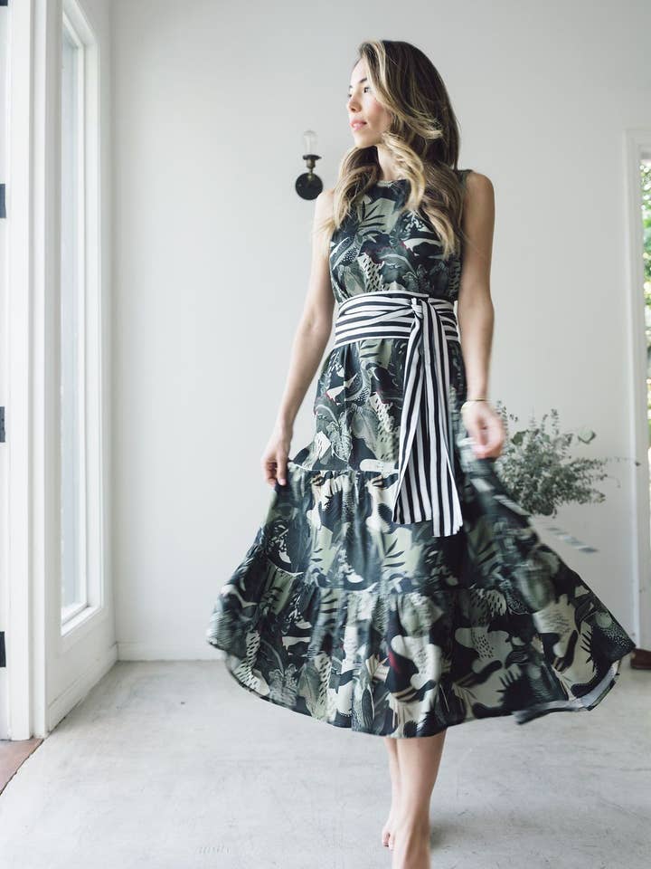 Alma Kleid - Neue Camouflage für den Großhandel von Roma Label