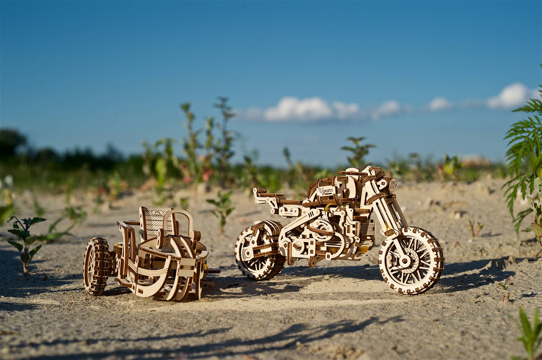 Ukidz LLC - Wholesale DIY Craft Kit - UGears Motorcycle Scrambler UGR-10 -Wooden 3D Puzzles - DIY1