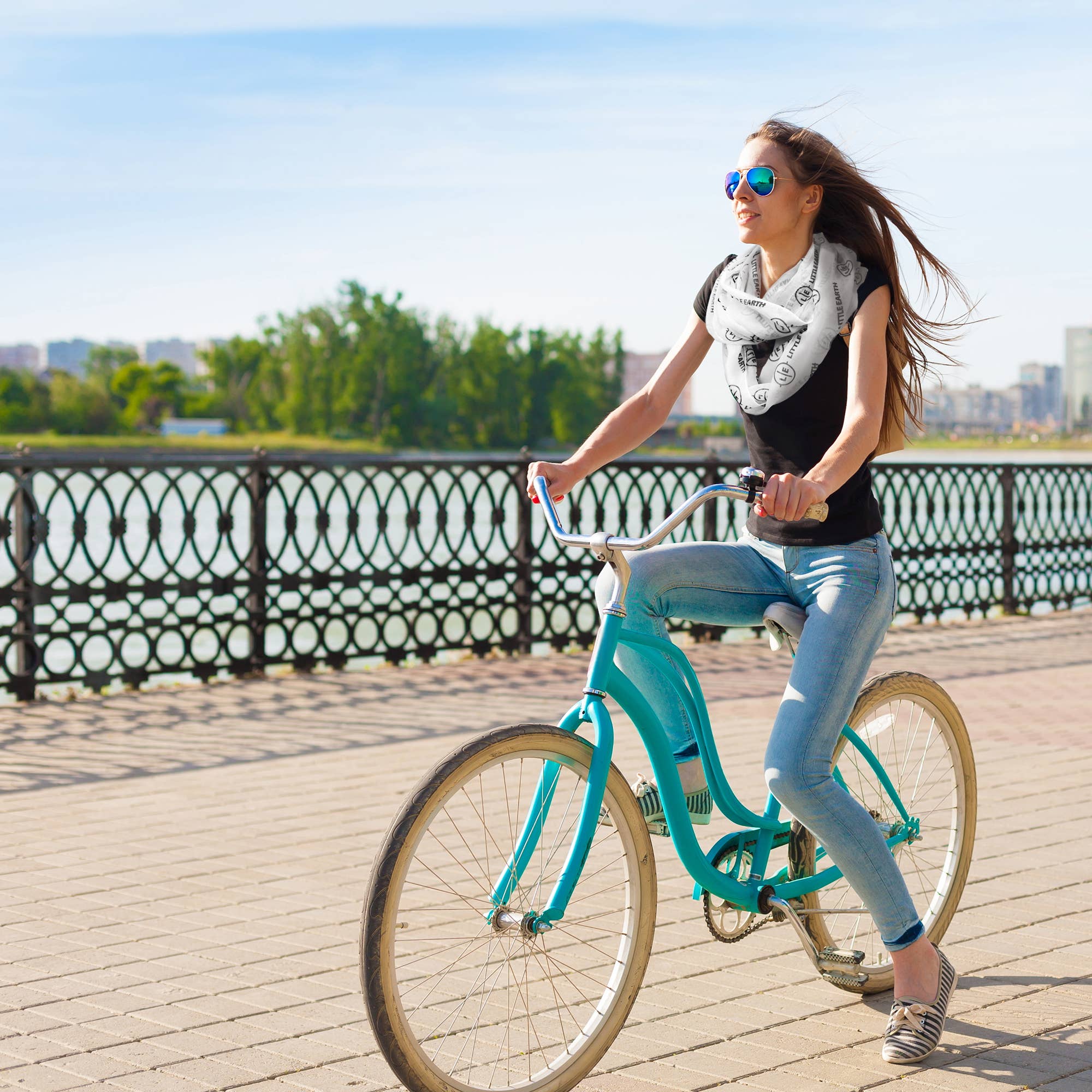 Little Earth Productions - Wholesale Scarf - Women's - NFL Dallas Cowboys Sheer Infinity Scarf2