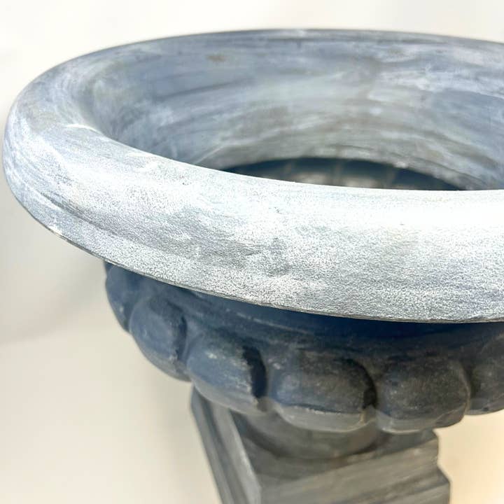 David Christopher's Collection - Wholesale Urn - Gresham Cast Aluminum Urn 18" x 15.75" - Gray3