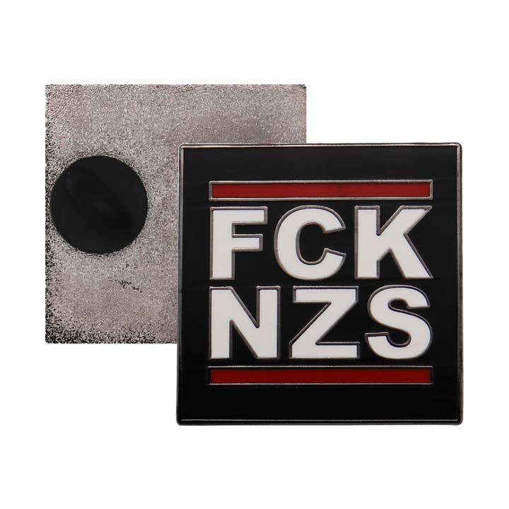 FCK NZS - Emaille Pin für den Großhandel von Merchbaendchen