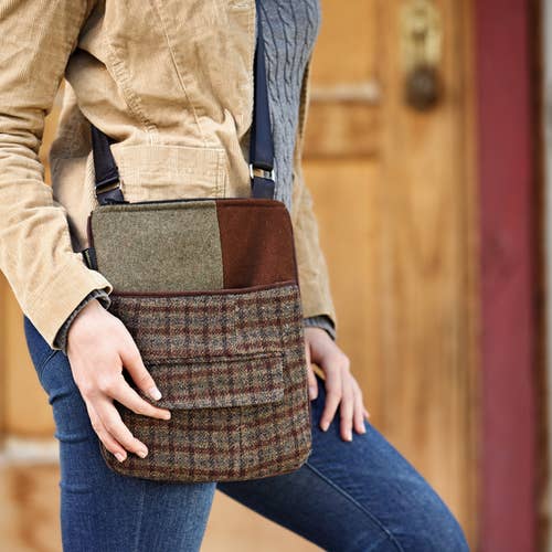 Compact Zip Bag - Ready to Ship for wholesale by Baabaazuzu