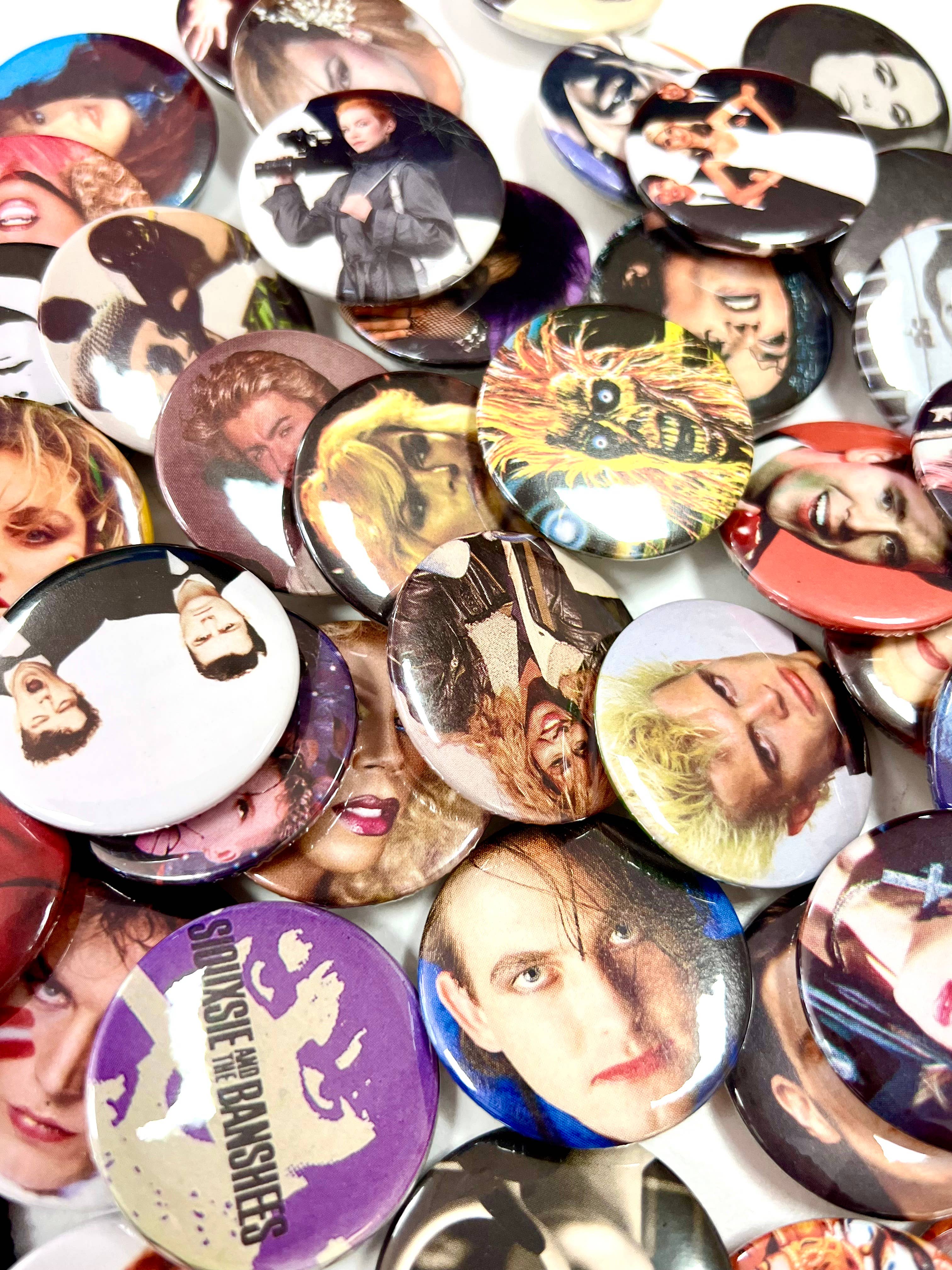 Bite Your Granny – wholesale Lapel pin/button – X25 Upcycled Rock / Pop Badge Assortment (pack of 25)2