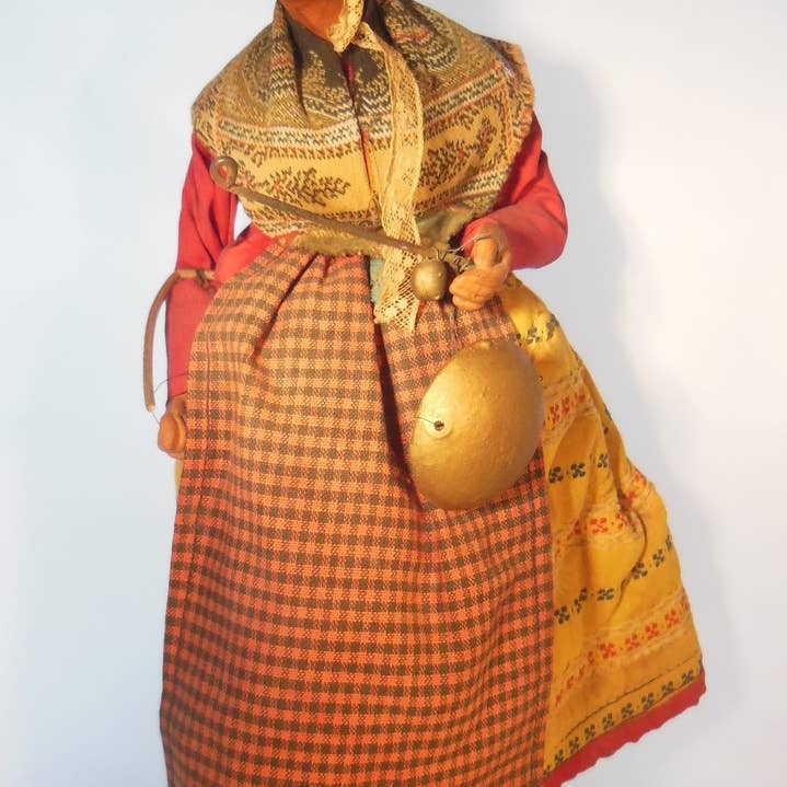 Jane A Gordon: Jewelry Art Gifts Inspiration - Vendita all'ingrosso Statuette decorative - Bambola donna anziana pre 1930 di Jouglas Depose