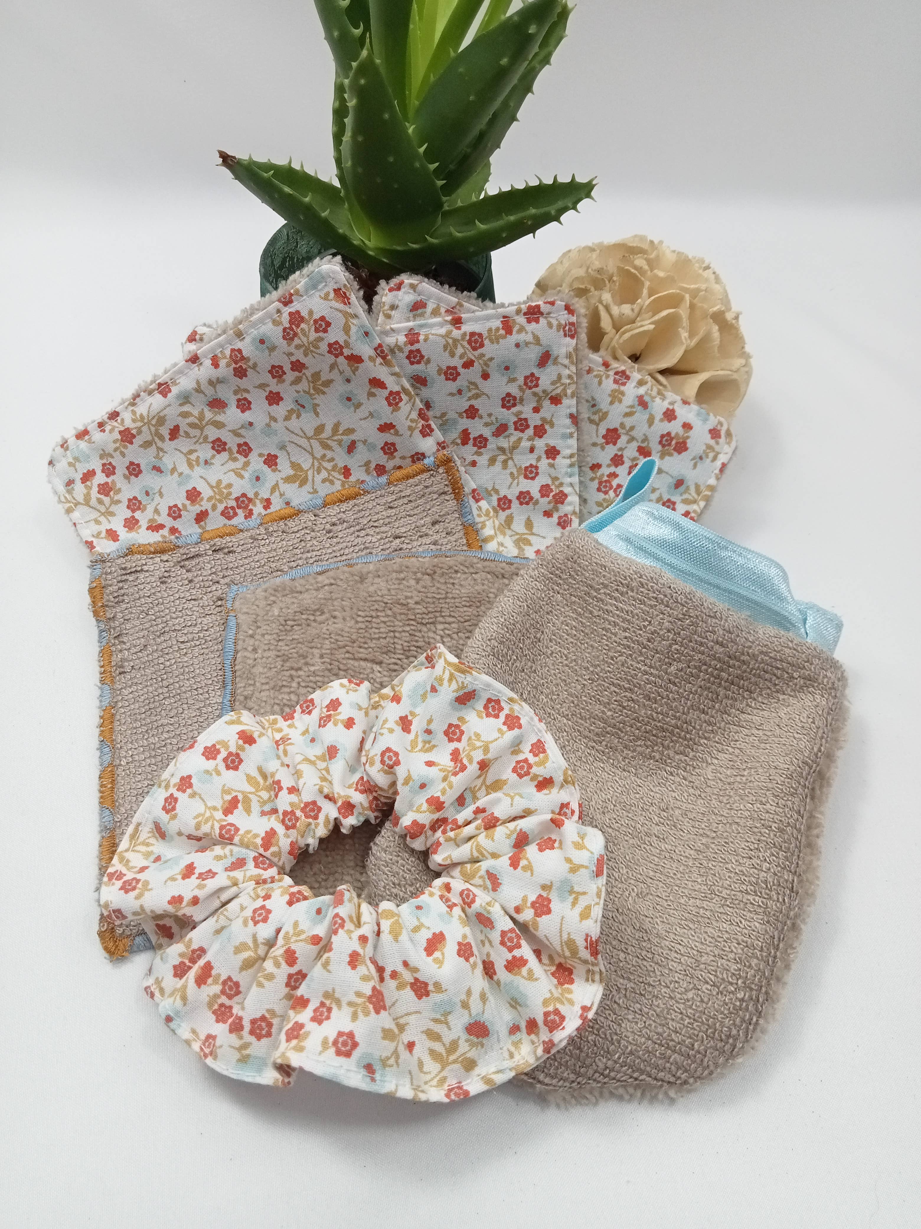 ZHENZHI - Wholesale Facial Care Set/Kit - Beauty gift box4