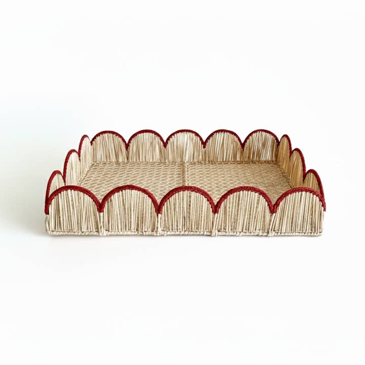 Christmas Handwoven Scalloped Iraca Palm Tray – Natural with Red Accent for wholesale by Macondo Forever