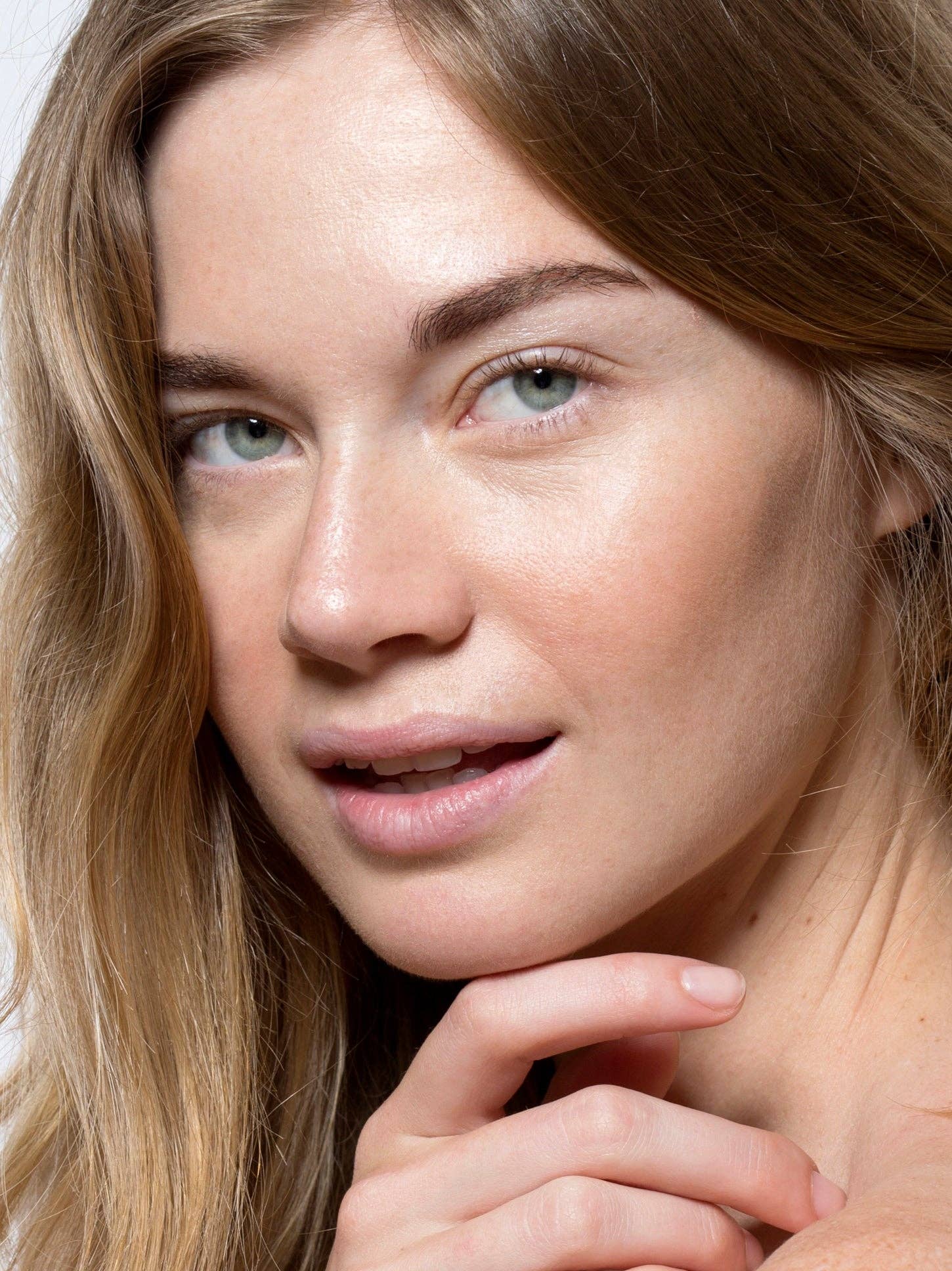 Au Naturale Cosmetics - Vente Correcteurs de teint - Correcteur crème Completely Covered5