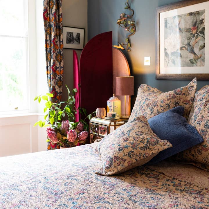 Forever England / Millie Mae – wholesale Quilt – Eloise Pink Bedspread1