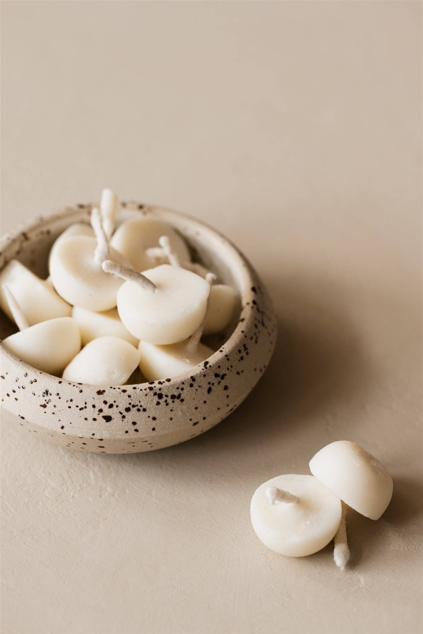 Roosmarijn Knijnenburg – Velas aromáticas por atacado – Velas Ghee Aromáticas1