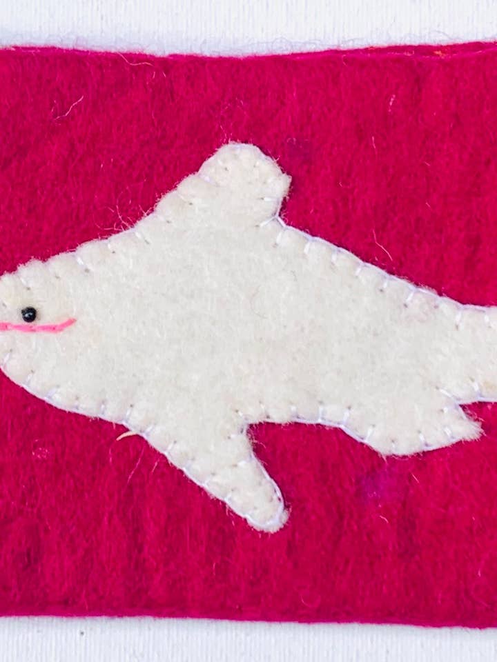 Felt Purse Shark, white on magenta for wholesale by Giftsland