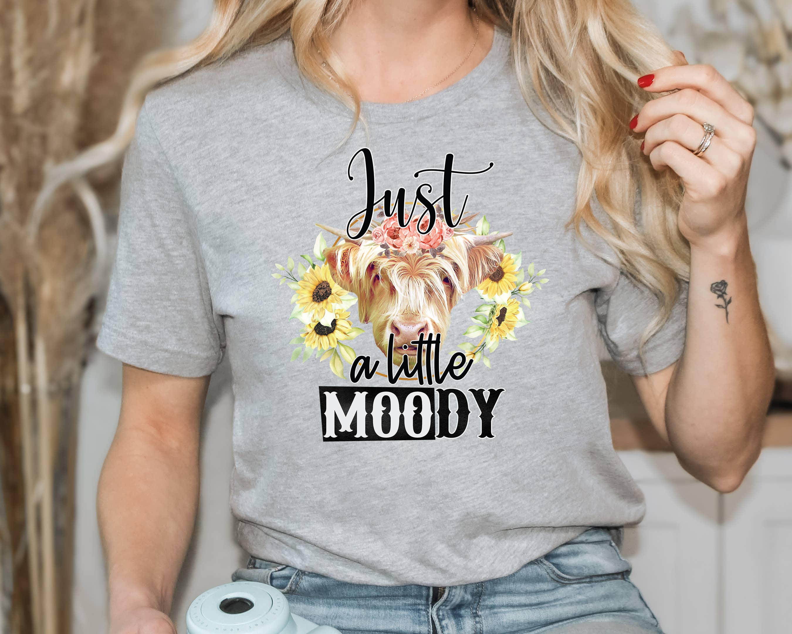 Small Town Southern Chic - Vendita all'ingrosso Maglietta serigrafata - Donna - T-shirt Just A bit Moody