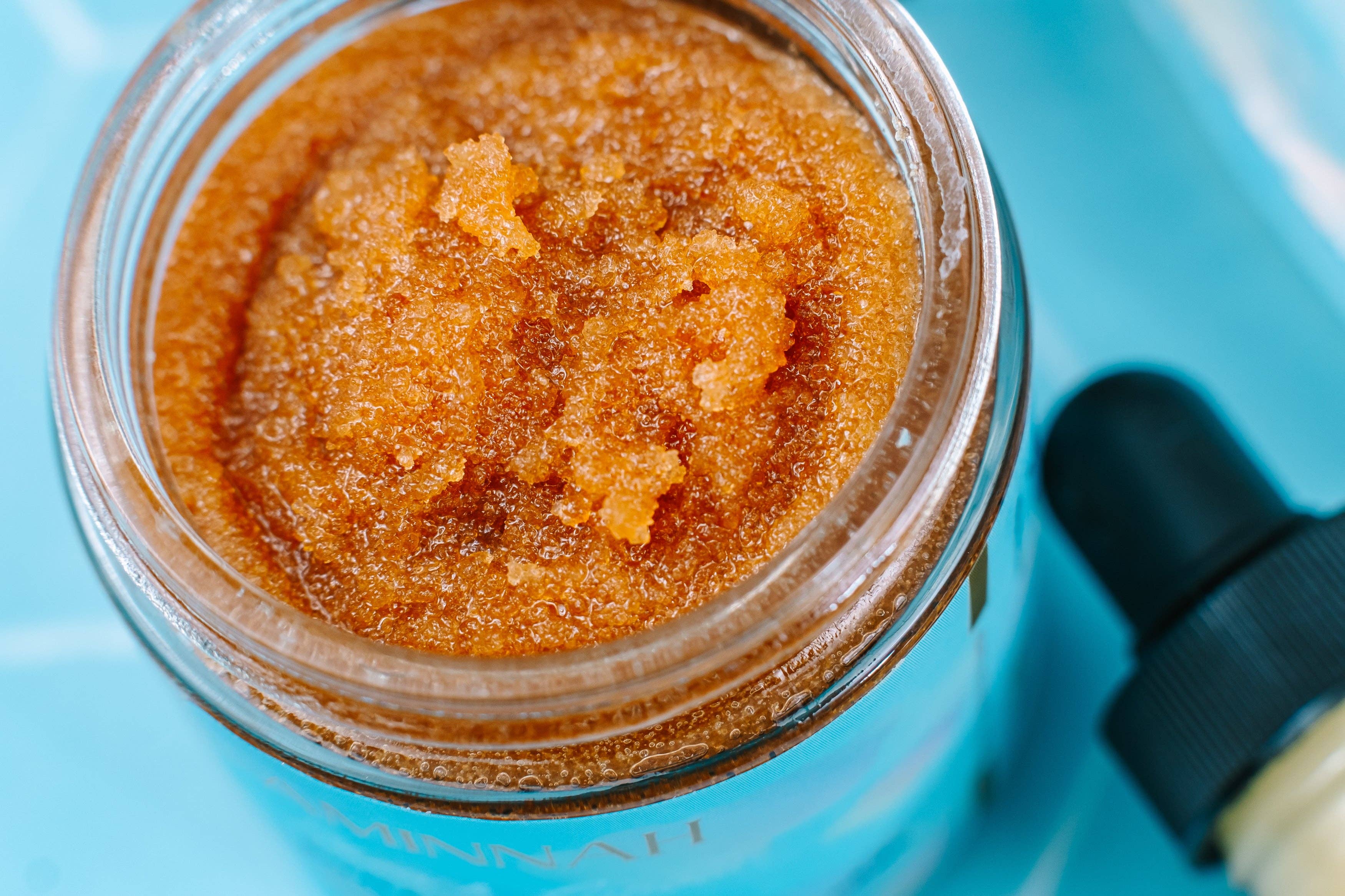 AMINNAH - Wholesale Bath & Body Set - "Eczema" Body Collection | Cream| Serum| Sugar Scrub| Body Oil| Cleanser|5