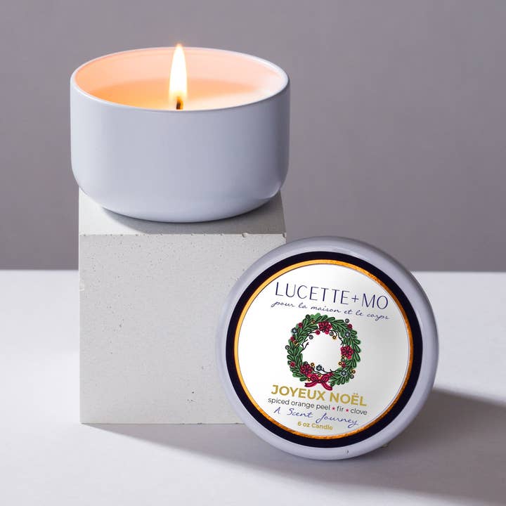 Joyeux Noël - 6oz Luxus-Duftkerzendose | Orangenschale & Tannennoten | Lucette+Mo für den Großhandel von Lucette+Mo