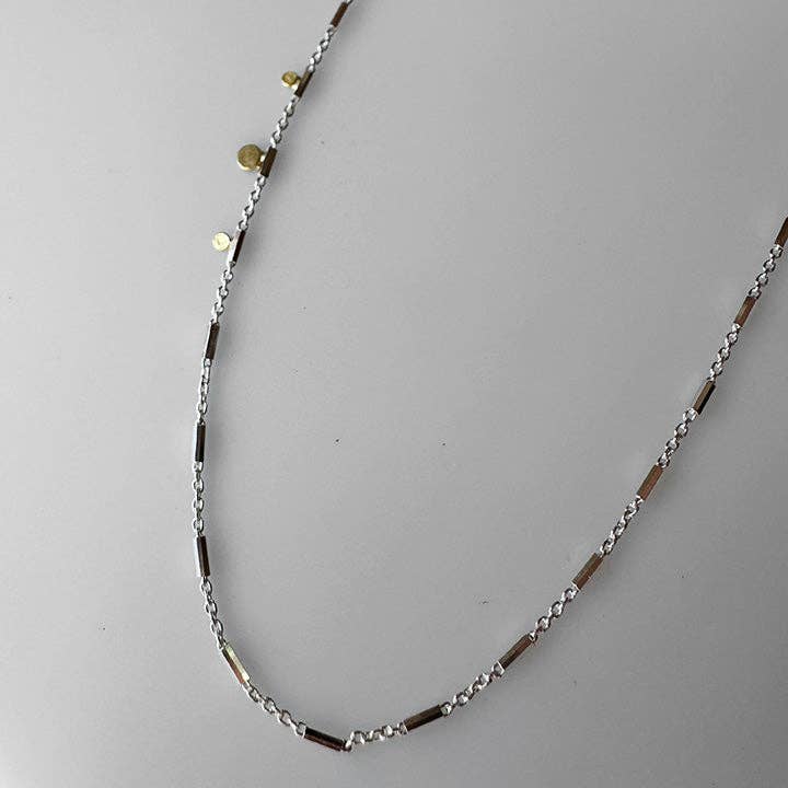 Einfaches Mix and Match Charmed - Punkte für den Großhandel von McKenzie Mendel Jewelry