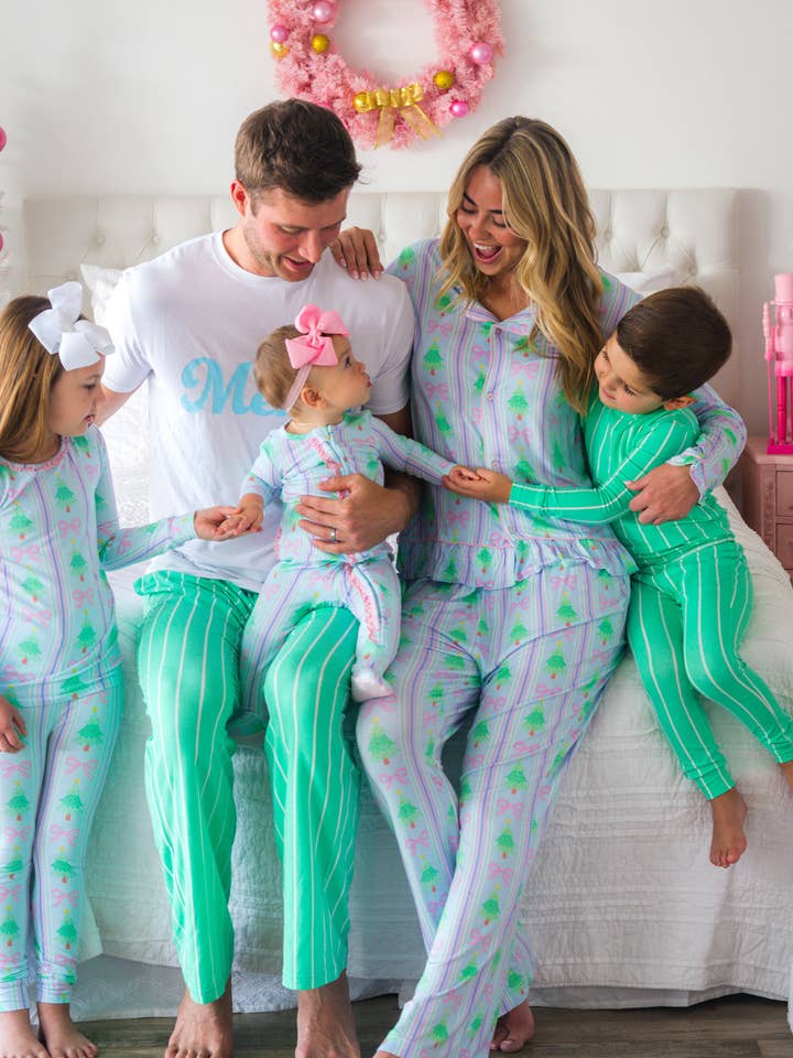 Blue SoftSnooze™ Baby Girls Cotton Modal Merry Bow Dreams Footed Ruffle One Piece Pajama
for wholesale on Faire5