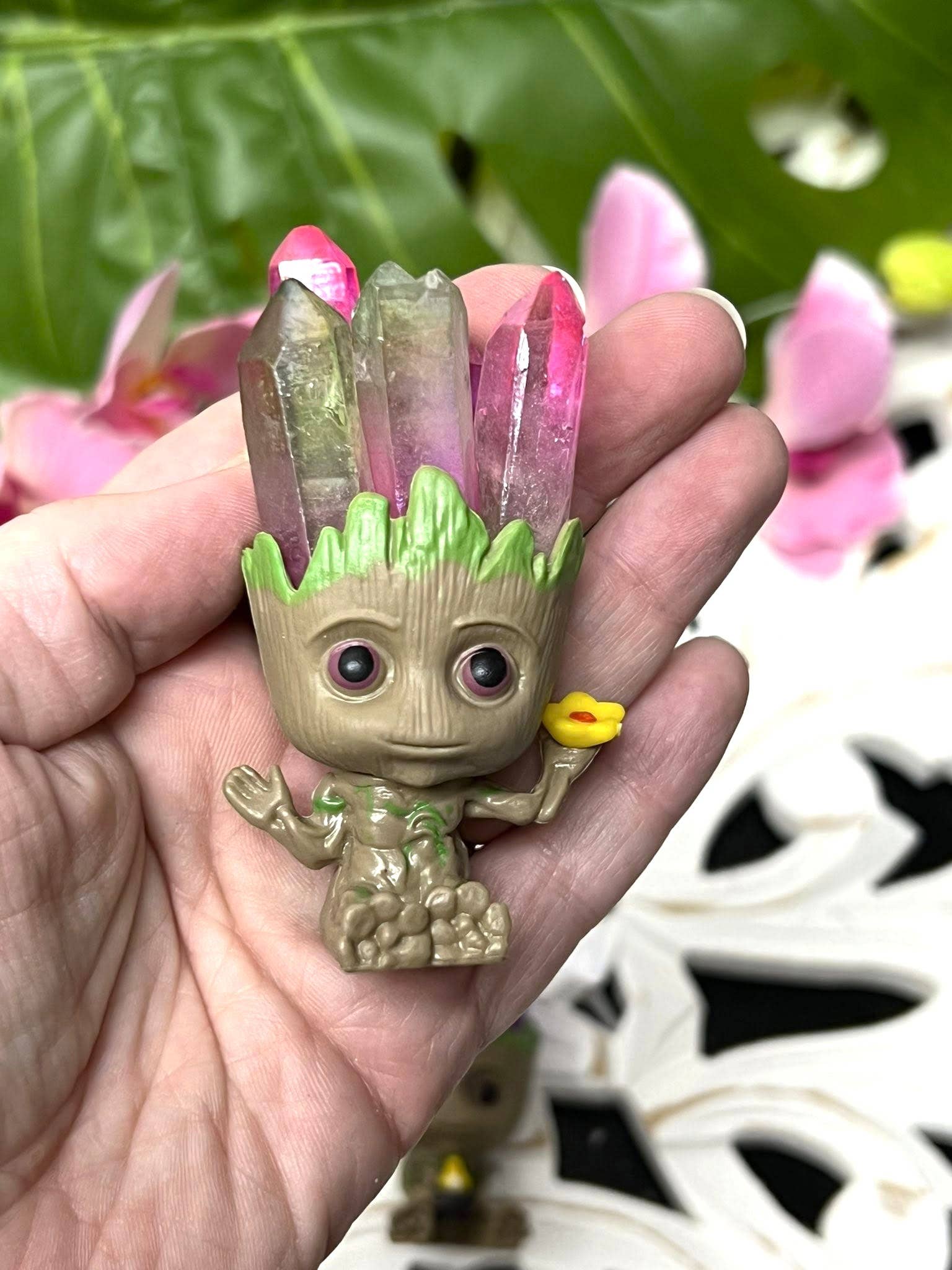 Aura Song Gifts - Wholesale Decorative Figurine - Aqua Aura on Clear Quartz Groot Figurine2