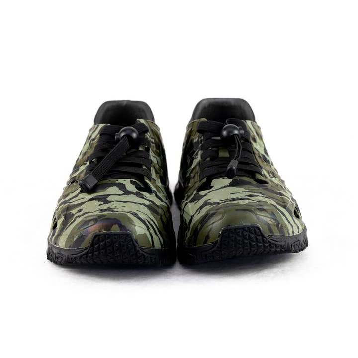 APX Mossy Oak Bottomland Athletic Water Shoes for wholesale on Faire6
