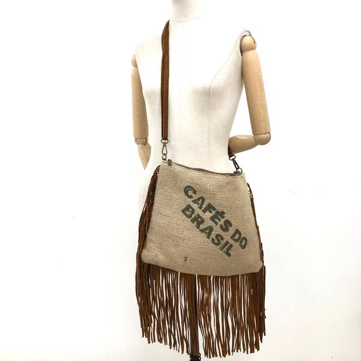 MILANO AMOUR - Wholesale Crossbody Bag - Women's - CROSSBODY BAG MAXI POUCH POCHETTE VIOLET JUTA FRINGE SUEDE1